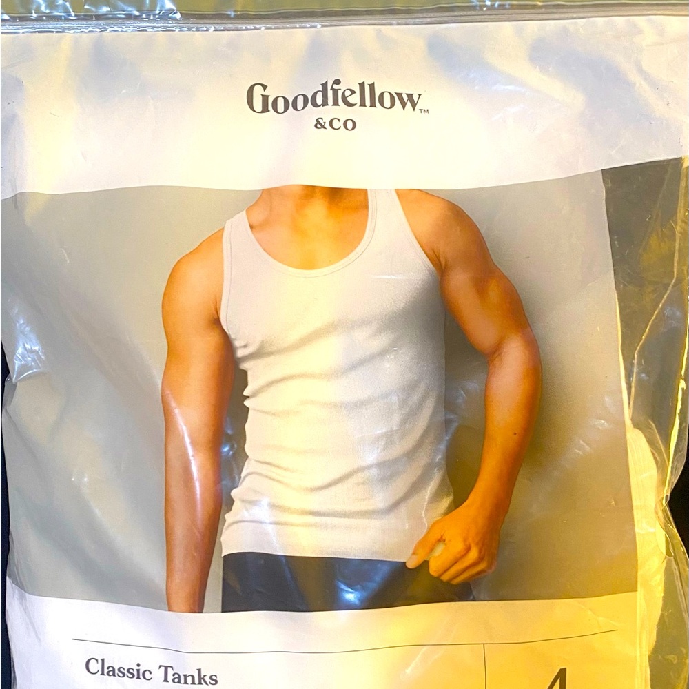 Good fellow under shirt